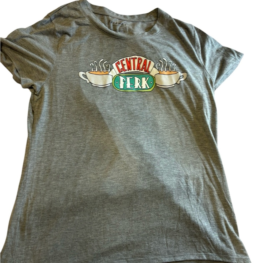 Women’s Friends‎ Central Perk Gray T-Shirt Extra Large